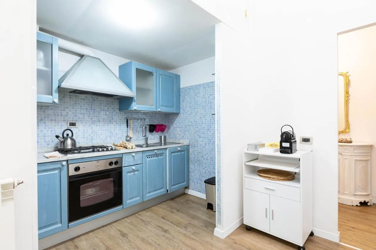 アパート Toniolo Two Bedroom Two Bath ローマ